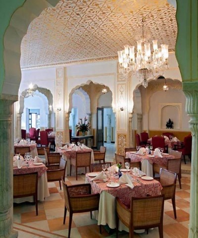 Samode-Palace-Restaurant-image-2-400x480