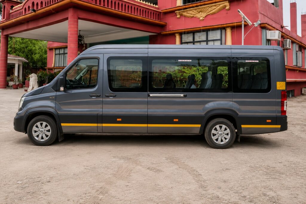 17 seater force urbania